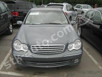 2004 Mercedes-Benz C-Class Photos