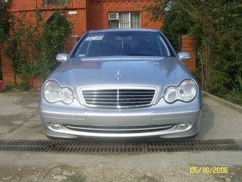 2004 Mercedes-Benz C-Class Pictures