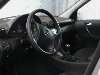 2004 Mercedes-Benz C-Class Pictures