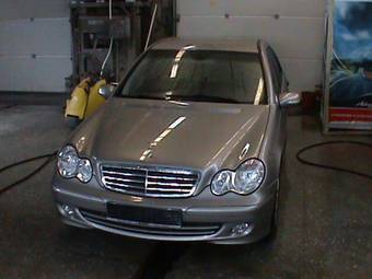 2004 Mercedes-Benz C-Class Pictures