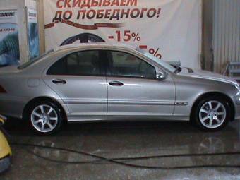 2004 Mercedes-Benz C-Class Wallpapers