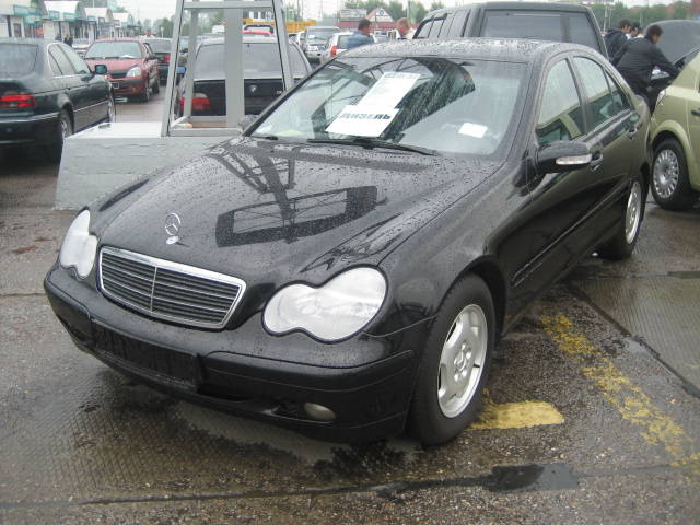 2004 Mercedes-Benz C-Class