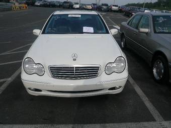 2004 Mercedes-Benz C-Class Pictures