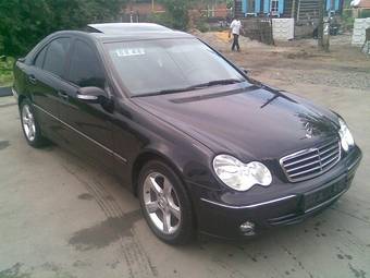 2004 Mercedes-Benz C-Class Photos