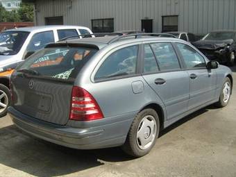 2004 Mercedes-Benz C-Class Pictures
