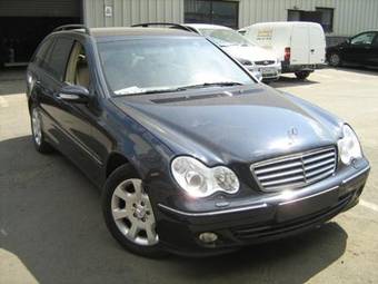 2004 Mercedes-Benz C-Class Pictures