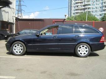 2004 Mercedes-Benz C-Class Photos