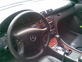 2004 Mercedes-Benz C-Class Photos