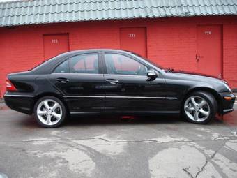 2004 Mercedes-Benz C-Class Wallpapers