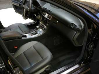 2005 Mercedes-Benz C-Class Pictures