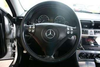 2005 Mercedes-Benz C-Class Pictures