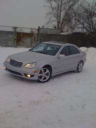 2005 Mercedes-Benz C-Class Pictures