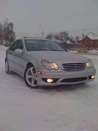 2005 Mercedes-Benz C-Class Photos