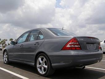 2005 Mercedes-Benz C-Class Pictures
