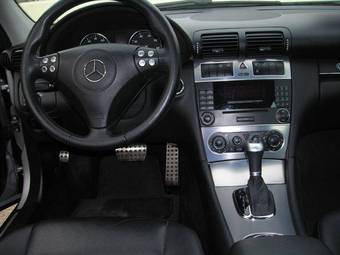 2005 Mercedes-Benz C-Class Pictures
