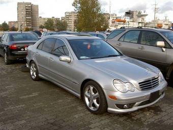 2005 Mercedes-Benz C-Class Photos