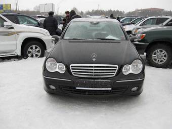 2005 Mercedes-Benz C-Class Pictures