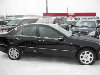 2005 Mercedes-Benz C-Class Pictures