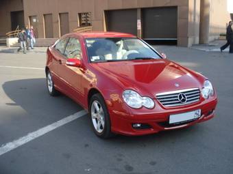 2005 Mercedes-Benz C-Class Photos
