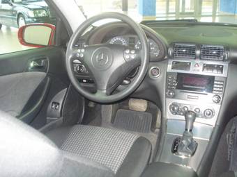 2005 Mercedes-Benz C-Class Pictures