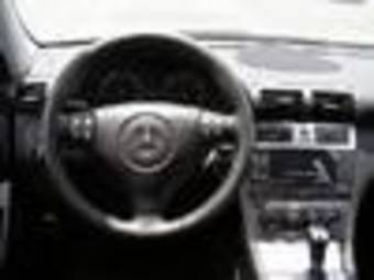 2005 Mercedes-Benz C-Class Pics