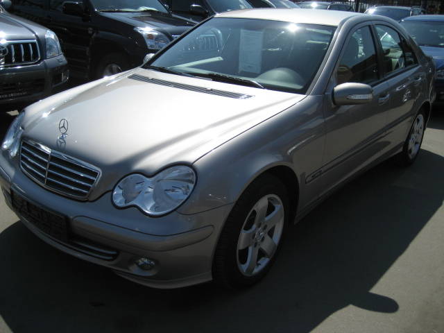 2005 Mercedes-Benz C-Class