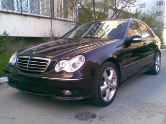 2005 Mercedes-Benz C-Class Photos