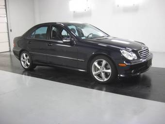 2005 Mercedes-Benz C-Class Photos