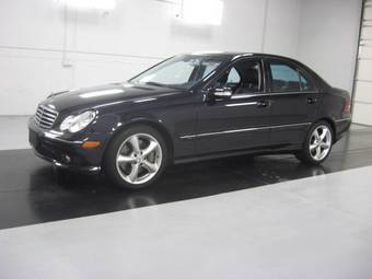 2005 Mercedes-Benz C-Class Pictures