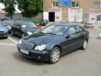 2005 Mercedes-Benz C-Class Pictures