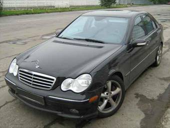 2005 Mercedes-Benz C-Class Photos
