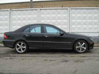 2005 Mercedes-Benz C-Class Pictures
