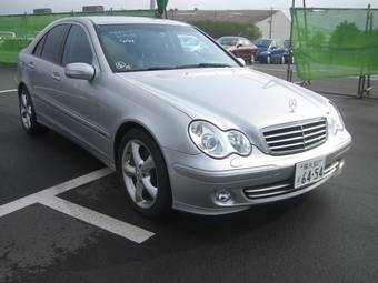 2005 Mercedes-Benz C-Class Photos