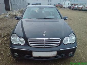2005 Mercedes-Benz C-Class Photos