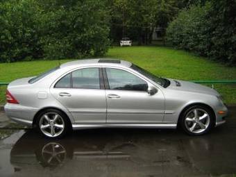 2005 Mercedes-Benz C-Class Pictures
