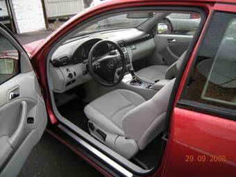 2005 Mercedes-Benz C-Class Photos