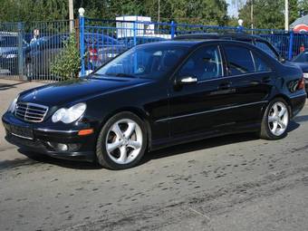 2005 Mercedes-Benz C-Class Pictures