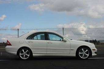 2005 Mercedes-Benz C-Class Pictures