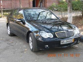 2005 Mercedes-Benz C-Class Pics
