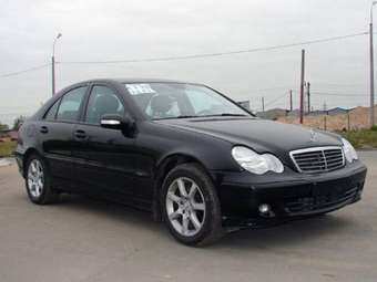 2006 Mercedes-Benz C-Class Images