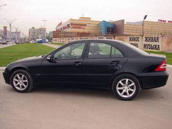2006 Mercedes-Benz C-Class Pictures