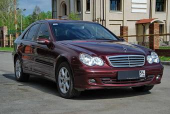 2006 Mercedes-Benz C-Class Pictures