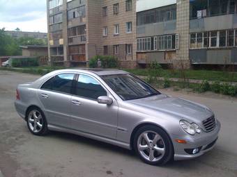 2006 Mercedes-Benz C-Class Pictures