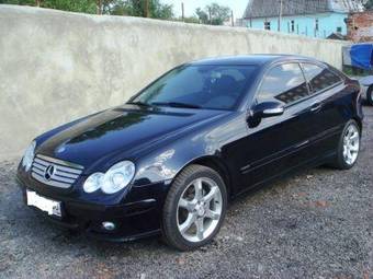 2006 Mercedes-Benz C-Class Photos