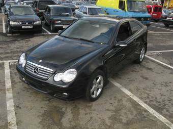 2006 Mercedes-Benz C-Class Pictures