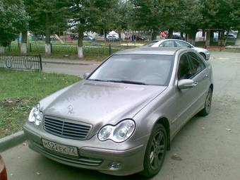 2006 Mercedes-Benz C-Class Photos