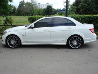 2008 Mercedes-Benz C-Class Pictures