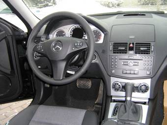 2008 Mercedes-Benz C-Class Pictures