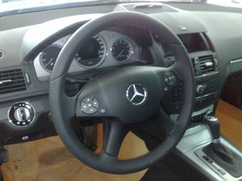 2008 Mercedes-Benz C-Class Pictures