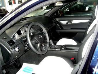 2008 Mercedes-Benz C-Class Pictures